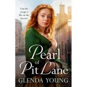 Pearl of Pit Lane – Glenda Young Carte straina. Literatura imagine 2022