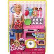 Papusa Barbie in bucatarie, Barbie accesorii poza 2022