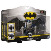 Figurina Batman cu mega accesorii, 10 cm, Spin Master