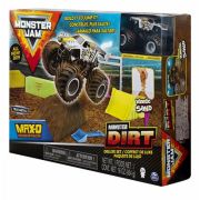 Monster Jam, set camioneta Max-D cu nisip kinetic, Spin Master librariadelfin.ro